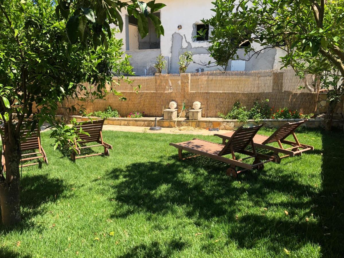 Petros Rooms & Apartments Lixouri Exterior foto