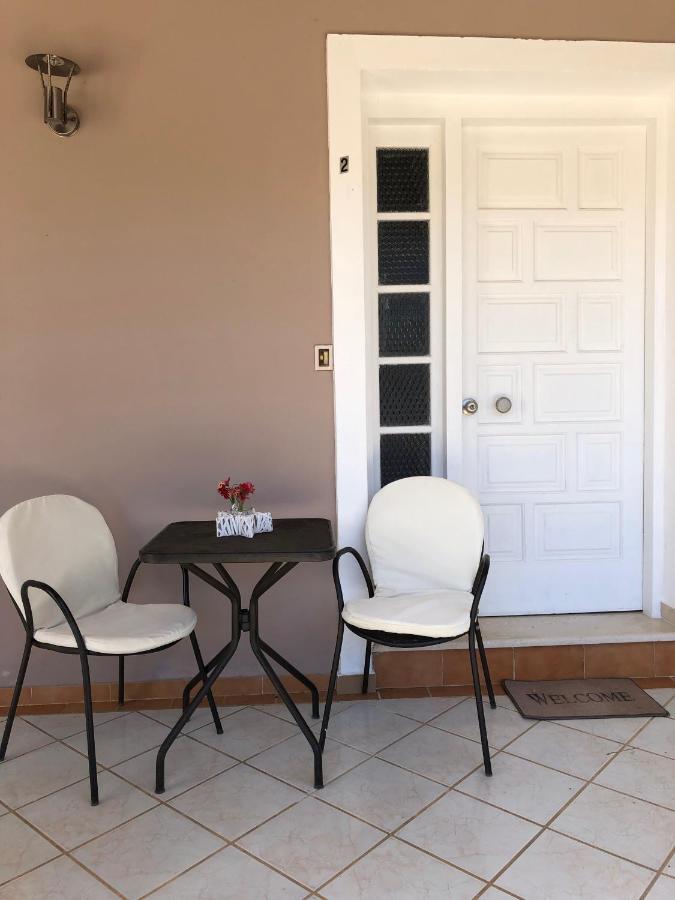 Petros Rooms & Apartments Lixouri Exterior foto